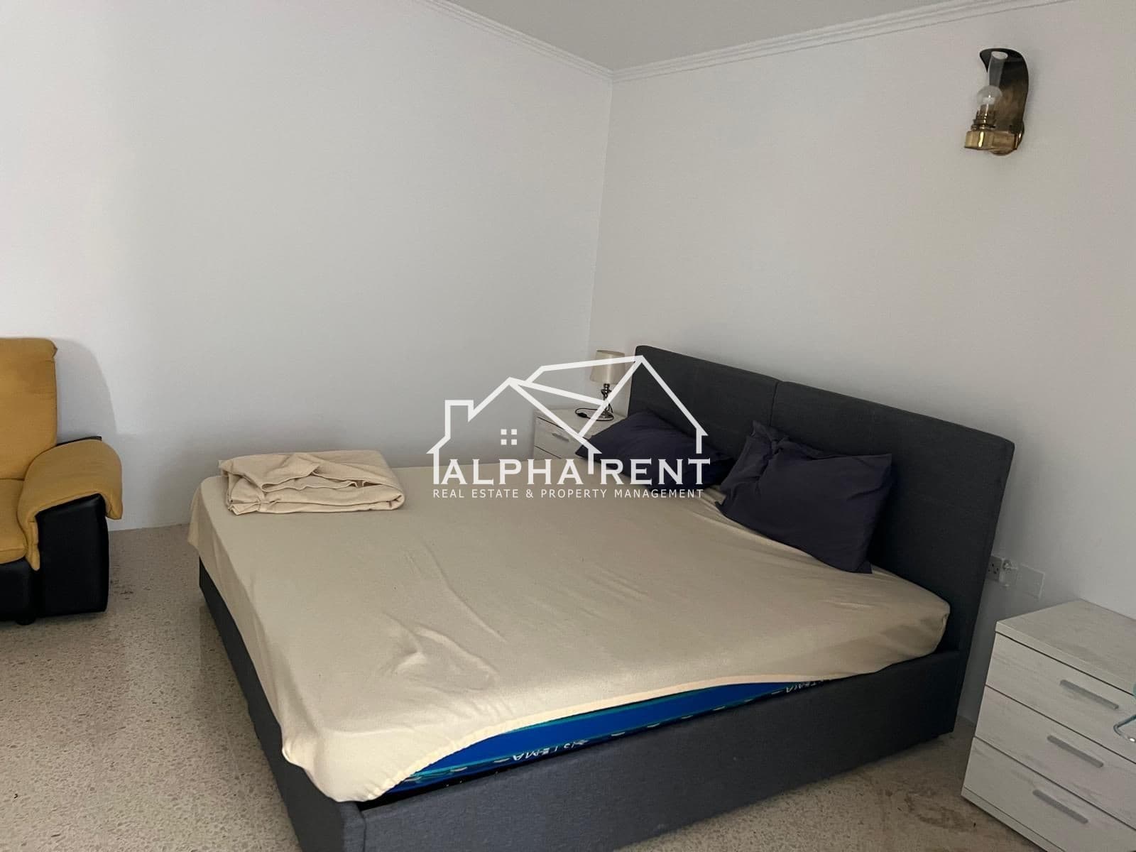 Residential Rent Rooms in Zebbug - 3